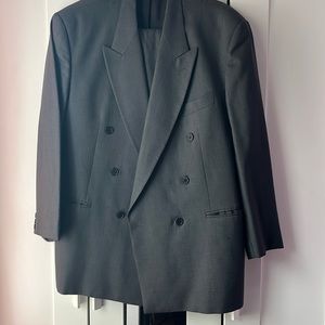 The forum suit blazer and pants gray size 54–large